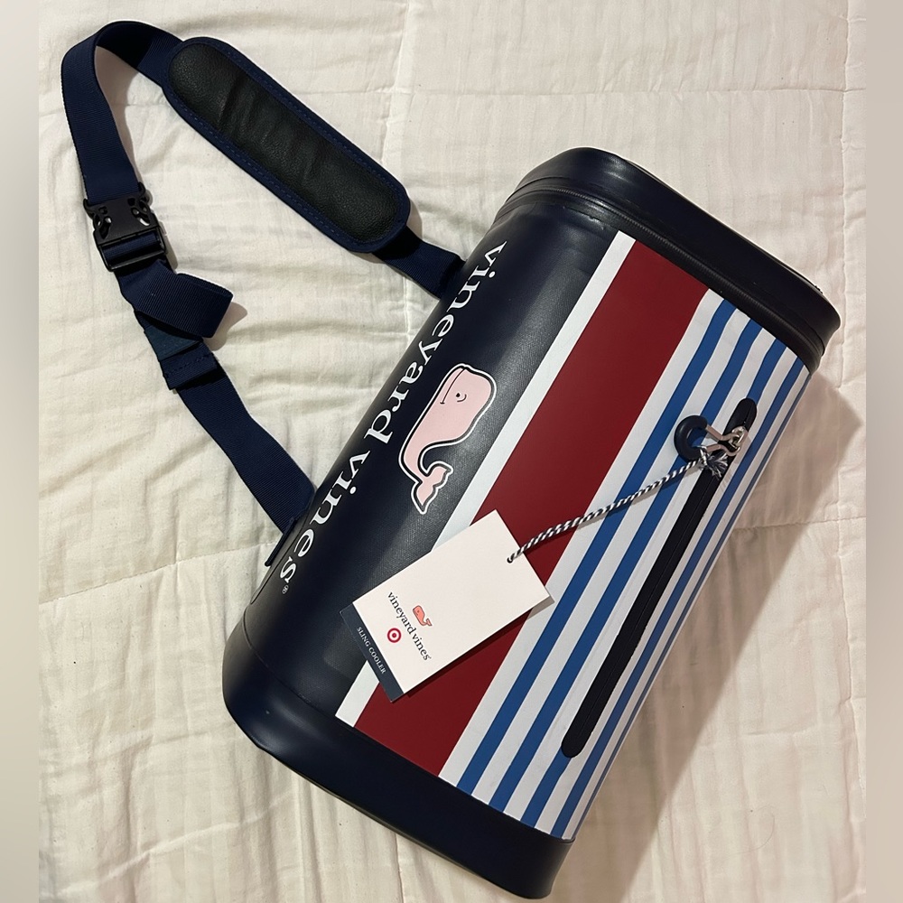 Brand new w/ tags Vineyard Vines Sling Cooler!!!!